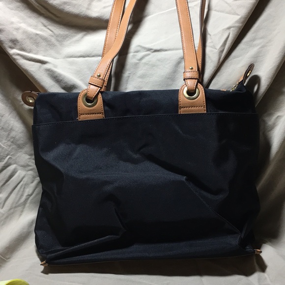 Tommy Hilfiger tote - Picture 2 of 4